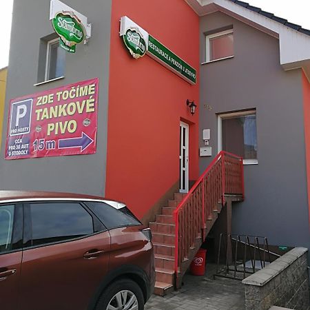Restaurace A Penzion U Jessyho Perná Exterior photo
